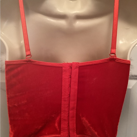 BS Lingerie Madonna Style Red Bustier Bra Corset Top Size Small - Picture 3 of 9